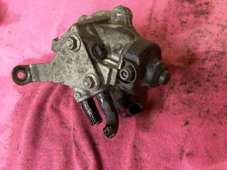 bontott VW PASSAT B7 Nagynyomású Szivattyú