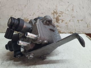 bontott VW PASSAT B7 Nagynyomású Szivattyú