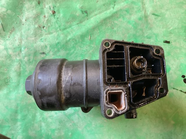 bontott VW PASSAT B7 Olajszűrő Ház