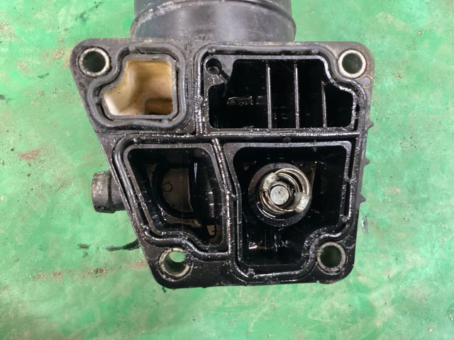 bontott VW PASSAT B7 Olajszűrő Ház