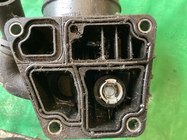 bontott VW PASSAT B7 Olajszűrő Ház