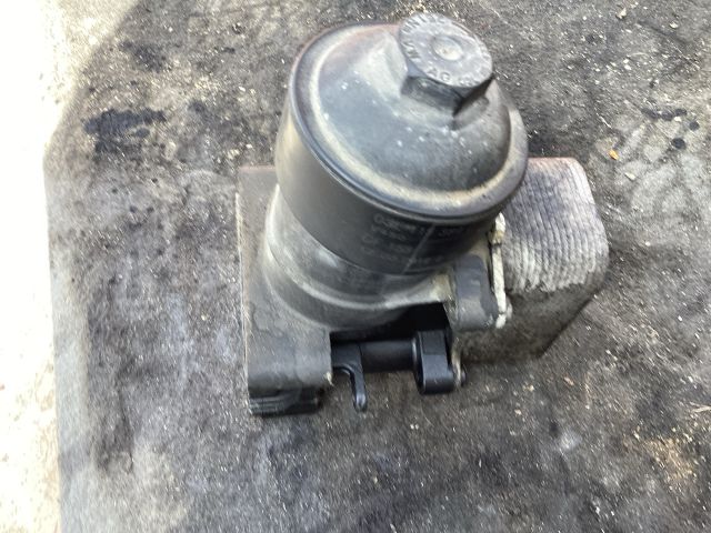 bontott VW PASSAT B7 Olajszűrő Ház