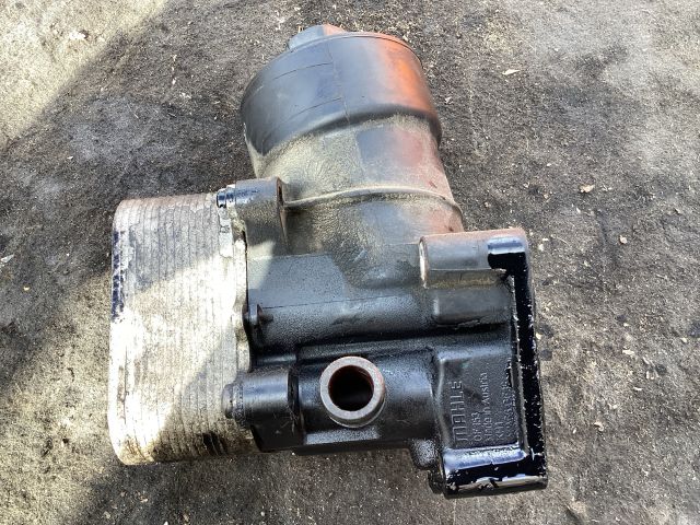 bontott VW PASSAT B7 Olajszűrő Ház