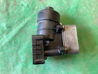 bontott VW PASSAT B7 Olajszűrő Ház