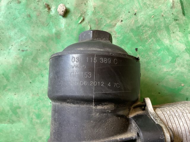 bontott VW PASSAT B7 Olajszűrő Ház