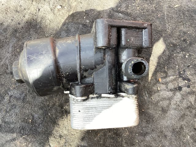 bontott VW PASSAT B7 Olajszűrő Ház