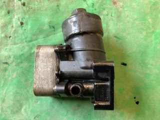 bontott VW PASSAT B7 Olajszűrő Ház