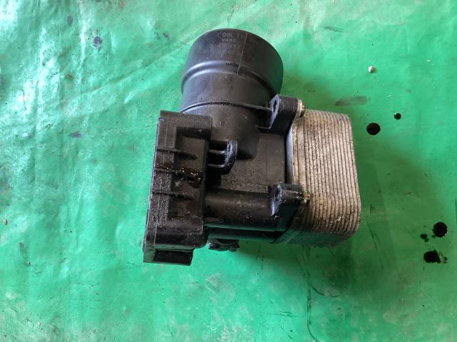 bontott VW PASSAT B7 Olajszűrő Ház