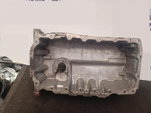 bontott VW PASSAT B7 Olajteknő
