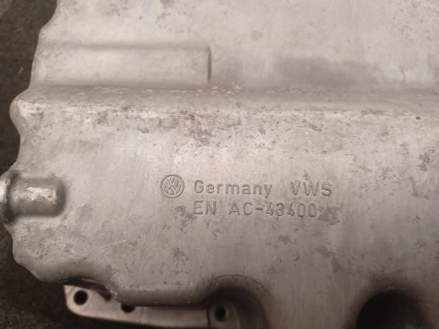 bontott VW PASSAT B7 Olajteknő