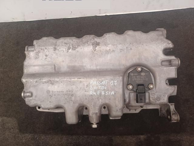 bontott VW PASSAT B7 Olajteknő
