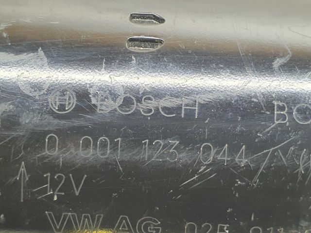 bontott VW PASSAT B7 Önindító