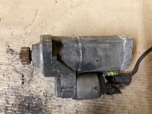 bontott VW PASSAT B7 Önindító