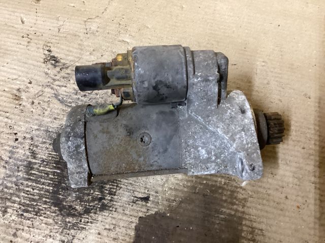 bontott VW PASSAT B7 Önindító