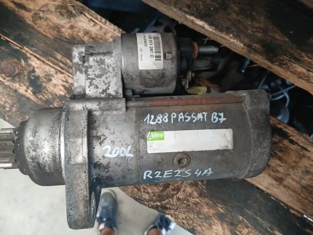 bontott VW PASSAT B7 Önindító