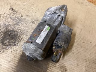 bontott VW PASSAT B7 Önindító