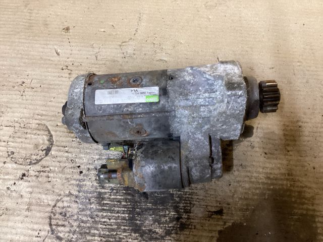 bontott VW PASSAT B7 Önindító