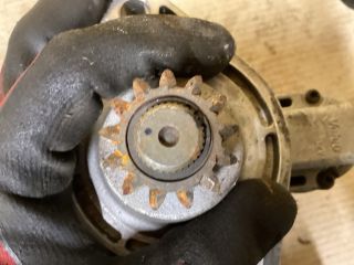 bontott VW PASSAT B7 Önindító