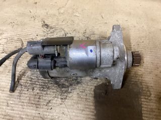 bontott VW PASSAT B7 Önindító