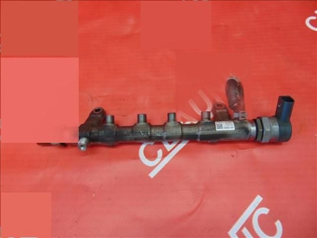 bontott VW PASSAT B7 Porlasztó Sor / Híd