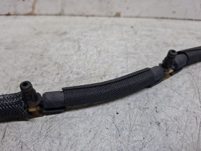 bontott VW PASSAT B7 Résolajcső