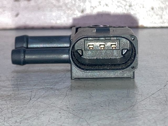 bontott VW PASSAT B7 Részecskeszűrő Nyomásérzékelő