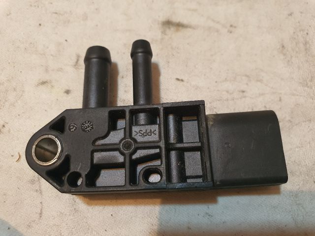 bontott VW PASSAT B7 Részecskeszűrő Nyomásérzékelő