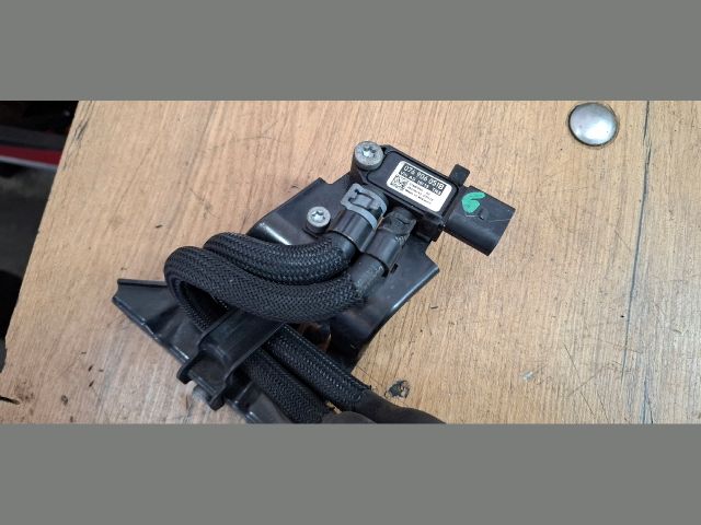 bontott VW PASSAT B7 Részecskeszűrő Nyomásérzékelő