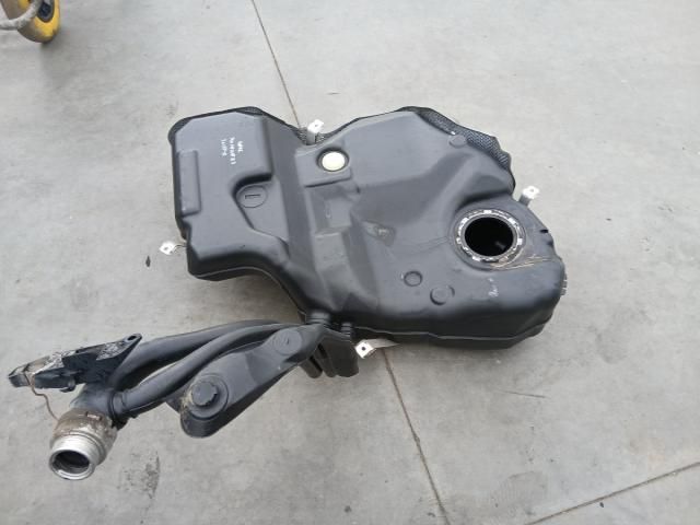 bontott VW PASSAT B7 Tank