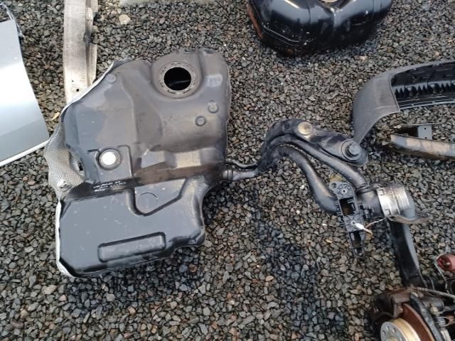 bontott VW PASSAT B7 Tank