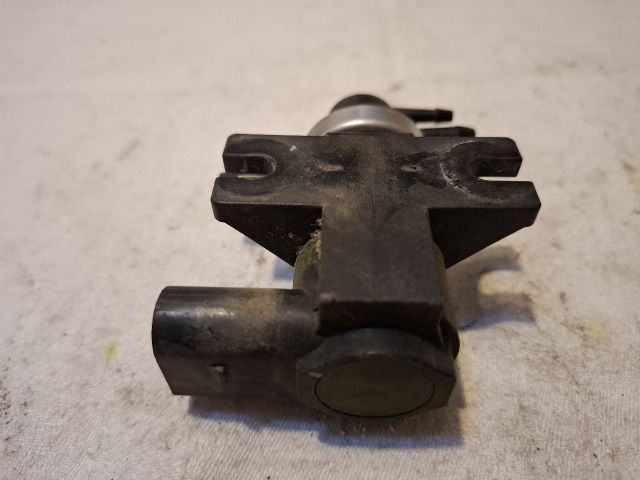 bontott VW PASSAT B7 Turbó Vákum Szelep