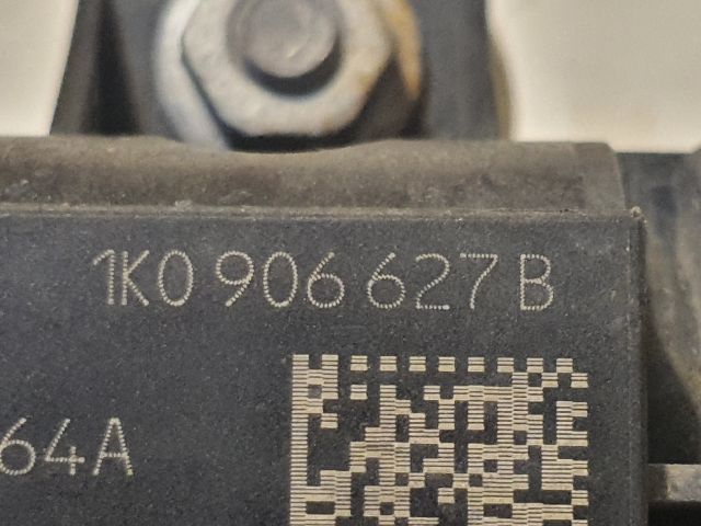 bontott VW PASSAT B7 Turbó Vákum Szelep