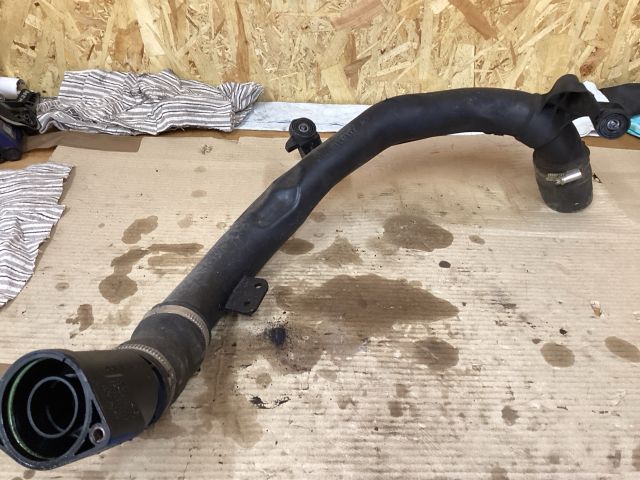 bontott VW PASSAT B7 Turbócső