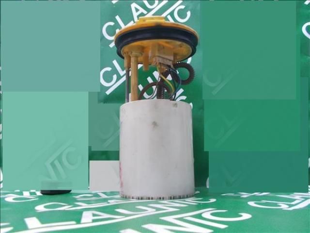 bontott VW PASSAT B7 Üzemanyag Szivattyú