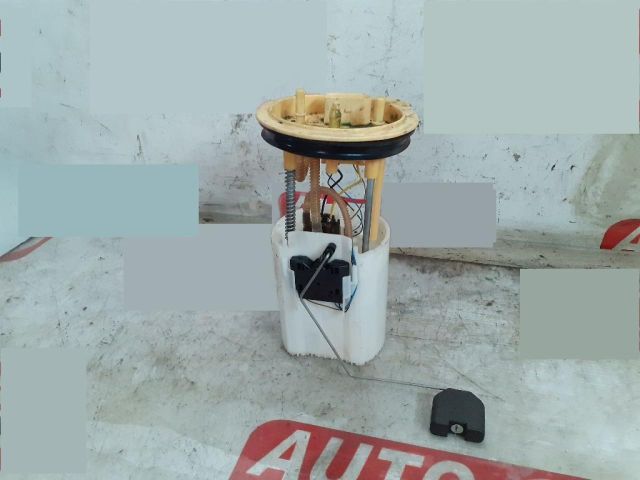 bontott VW PASSAT B7 Üzemanyag Szivattyú