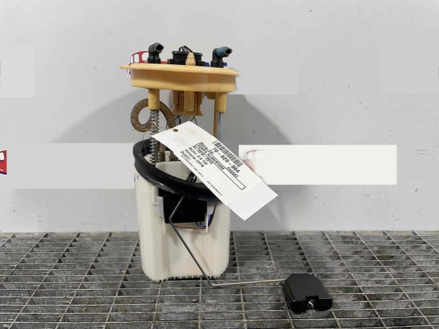 bontott VW PASSAT B7 Üzemanyag Szivattyú