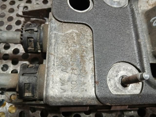 bontott VW PASSAT B7 Váltó Kulissza