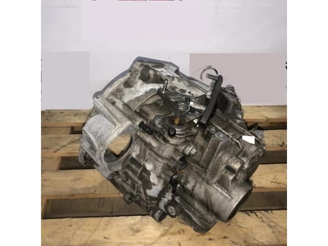 bontott VW PASSAT B7 Váltó (Mechanikus)
