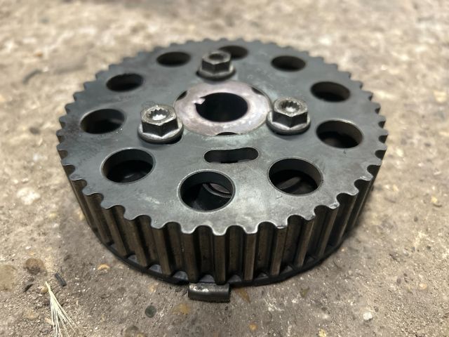 bontott VW PASSAT B7 Vezérműkerék