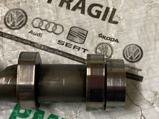 bontott VW PASSAT B7 Vezérműtengely (Magában)