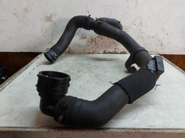 bontott VW PASSAT B7 Vízcső