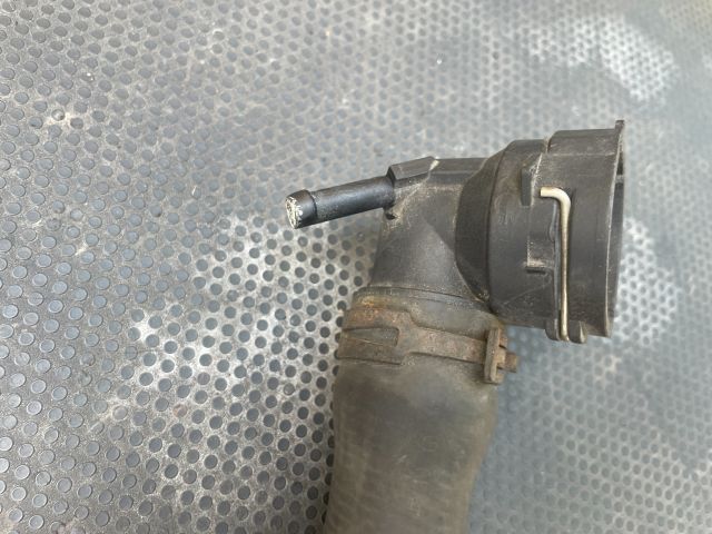 bontott VW PASSAT B7 Vízhűtő Cső Felső