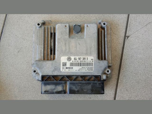 bontott VW PASSAT B7 Motorvezérlő