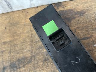 bontott VW PASSAT B7 Ablakemelő és Tükör Kapcsoló