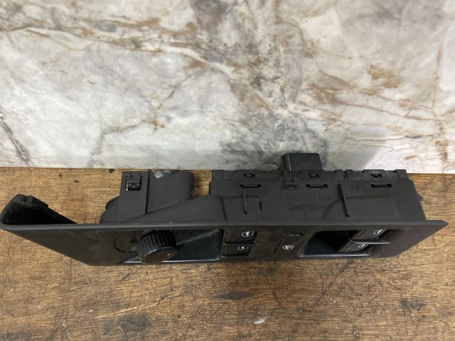 bontott VW PASSAT B7 Ablakemelő és Tükör Kapcsoló