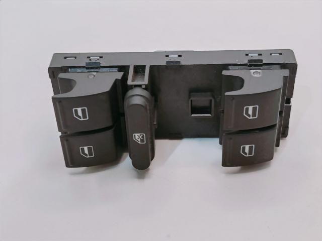 bontott VW PASSAT B7 Ablakemelő Kapcsoló Négyes / Kettes