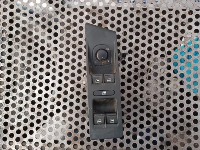 bontott VW PASSAT B7 Ablakemelő Kapcsoló Négyes / Kettes