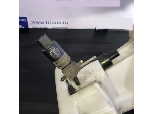 bontott VW PASSAT B7 Ablakmosó Tartály