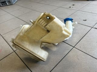 bontott VW PASSAT B7 Ablakmosó Tartály