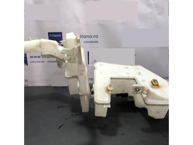 bontott VW PASSAT B7 Ablakmosó Tartály